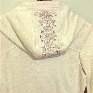 Full zip hoodie by Mondetta